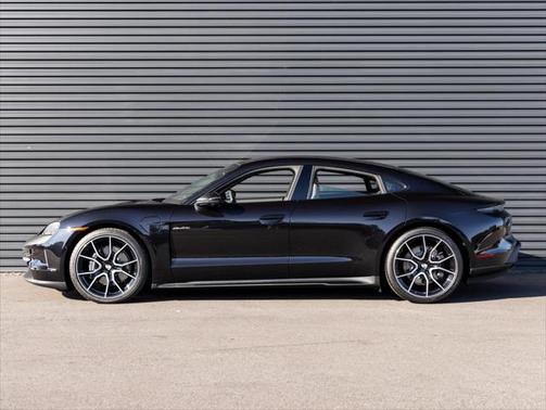 2025 Porsche Taycan