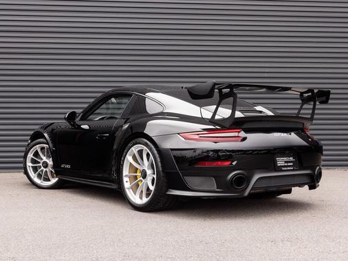 2018 Porsche 911 GT2 RS