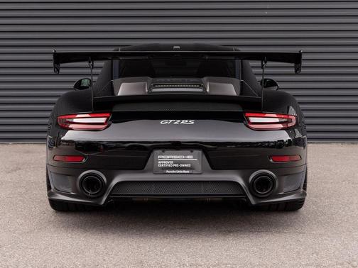 2018 Porsche 911 GT2 RS