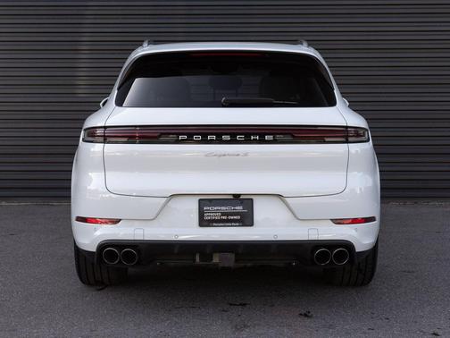 2025 Porsche Cayenne S