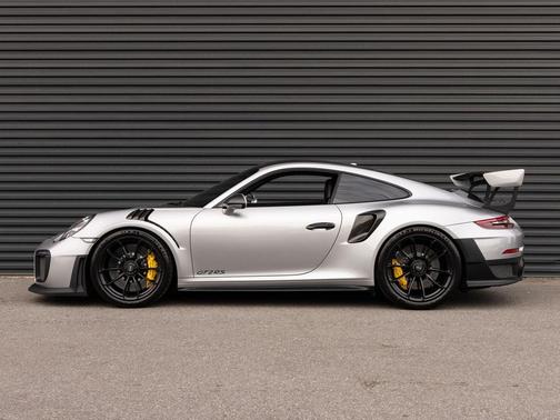 2019 Porsche 911 GT2 RS