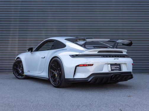 Ice Grey Metallic 2026 Porsche 911 GT3
