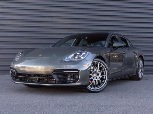 2023 Porsche Panamera 4S