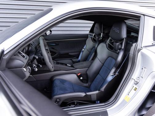2024 Porsche 718 Cayman GT4 RS