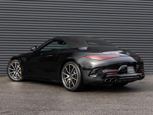 2022 Mercedes-Benz AMG SL 63 Base