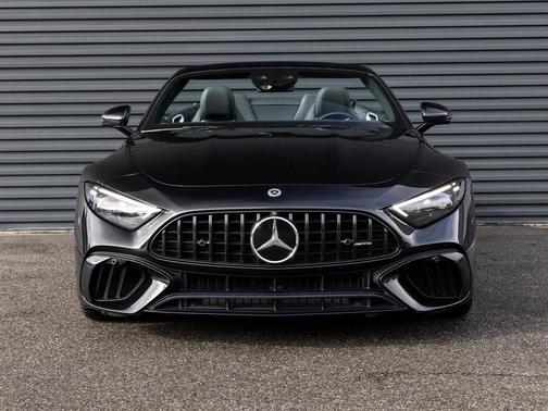2022 Mercedes-Benz AMG SL 63 Base