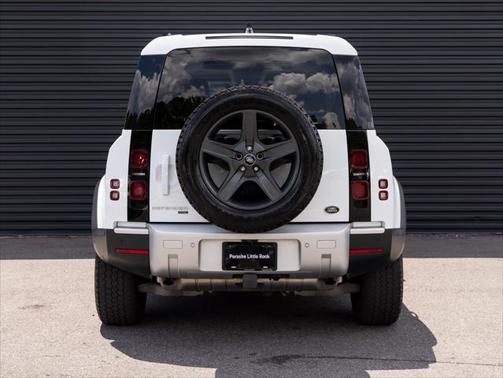2021 Land Rover Defender 110 SE