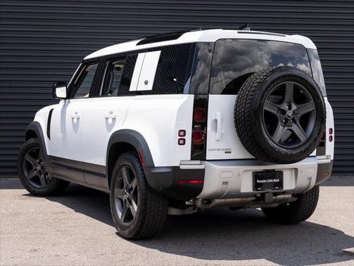 2021 Land Rover Defender 110 SE