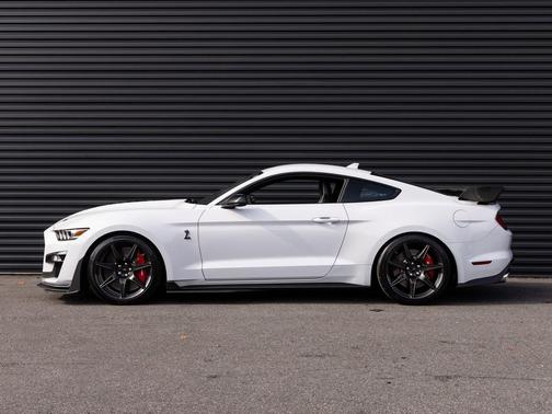 2020 Ford Shelby GT500 Base