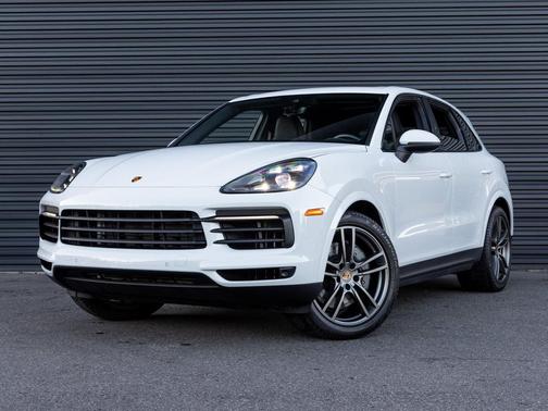 2023 Porsche Cayenne Platinum Edition