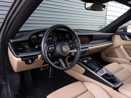 2024 Porsche 911 Carrera