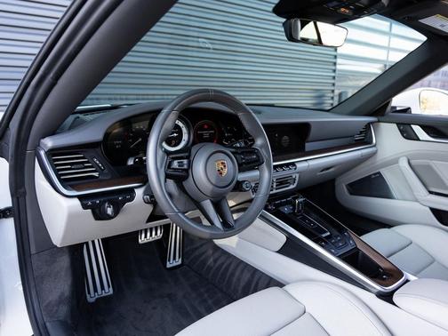 2024 Porsche 911 911 Turbo S Cabriolet