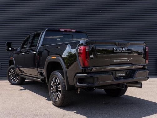 2024 GMC Sierra 2500 Denali Ultimate