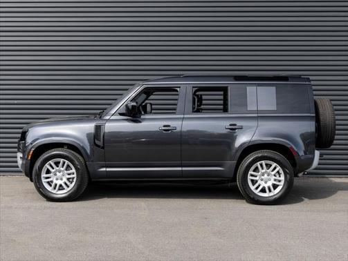 2025 Land Rover Defender 110 P300