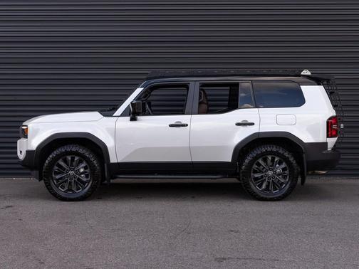 2024 Toyota Land Cruiser Base