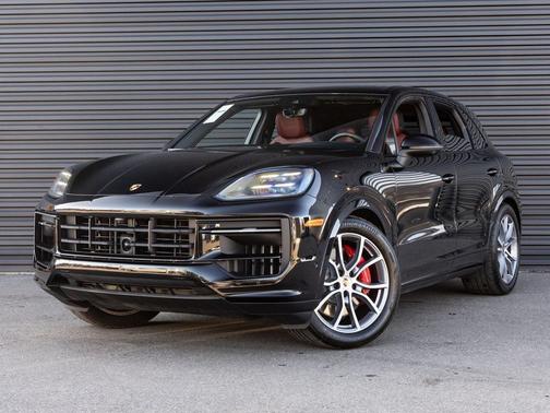 2025 Porsche Cayenne S