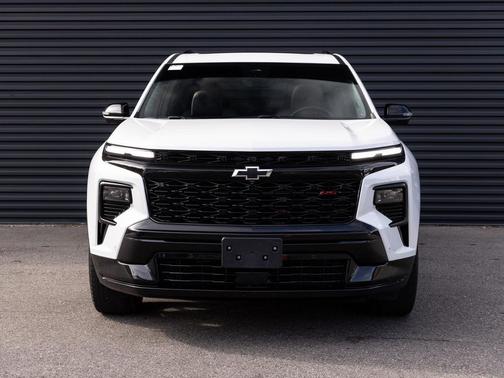 2025 Chevrolet Traverse RS