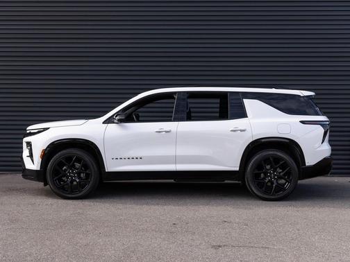 2025 Chevrolet Traverse RS