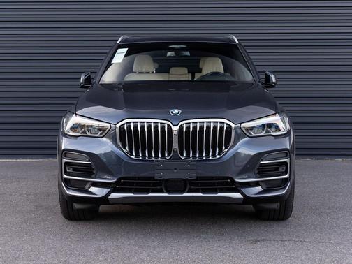 2022 BMW X5 PHEV xDrive45e