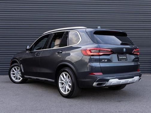2022 BMW X5 PHEV xDrive45e