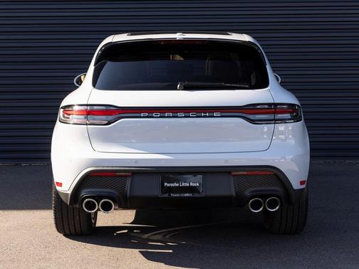 2025 Porsche Macan 