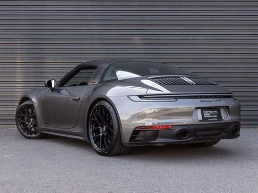 Agate Grey Metallic 2024 Porsche 911 Targa 4 GTS