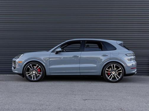 2026 Porsche Cayenne S