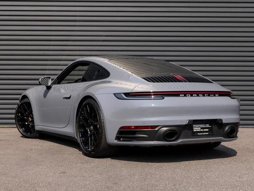 2024 Porsche 911 Carrera S