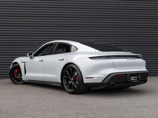 2023 Porsche Taycan GTS