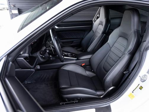 2023 Porsche 911 Turbo S