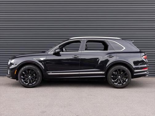 2022 Bentley Bentayga V8