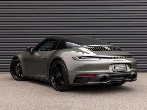 Aventurine Green Metallic 2024 Porsche 911 Targa 4 GTS