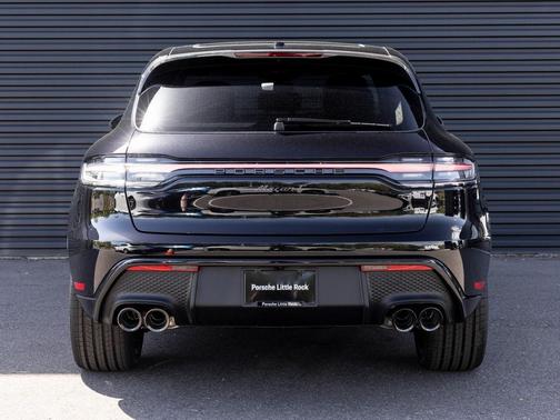 2025 Porsche Macan T