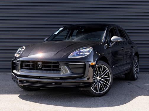 2025 Porsche Macan T