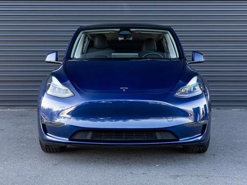 2023 Tesla Model Y Performance Dual Motor All-Wheel Drive