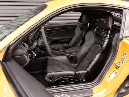 Paint to Sample 2025 Porsche 718 Cayman GT4 RS