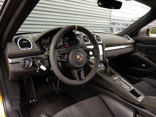 Paint to Sample 2025 Porsche 718 Cayman GT4 RS