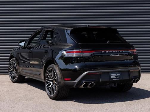 2022 Porsche Macan S