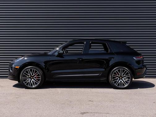 2022 Porsche Macan S