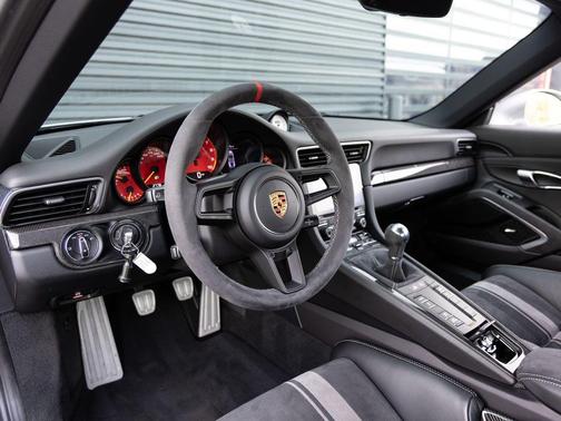2018 Porsche 911 GT3