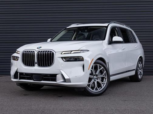 2024 BMW X7 xDrive40i
