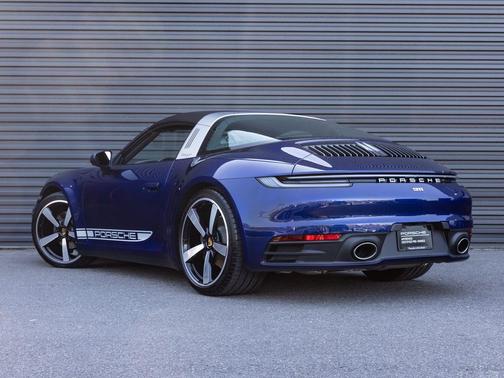 2024 Porsche 911 Targa 4