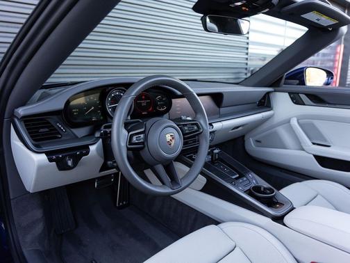 2024 Porsche 911 Targa 4