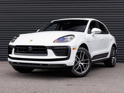 2026 Porsche Macan Macan