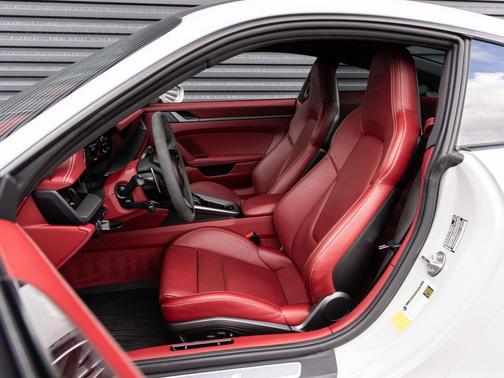 Chalk 2024 Porsche 911 911 Carrera S