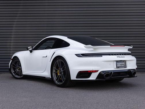 2025 Porsche 911 Turbo S