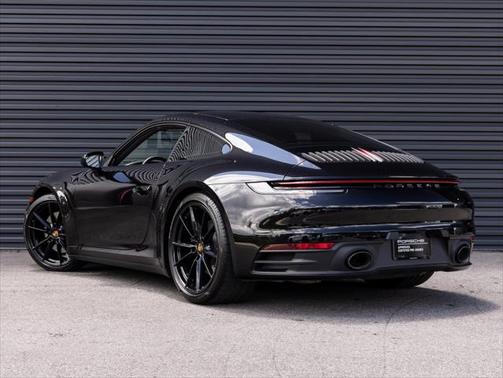 2020 Porsche 911 Carrera S