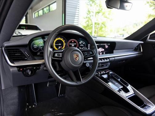 2020 Porsche 911 Carrera S