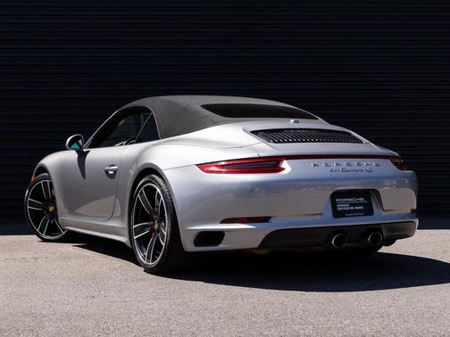 2017 Porsche 911 Carrera S