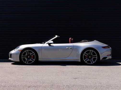 2017 Porsche 911 Carrera S